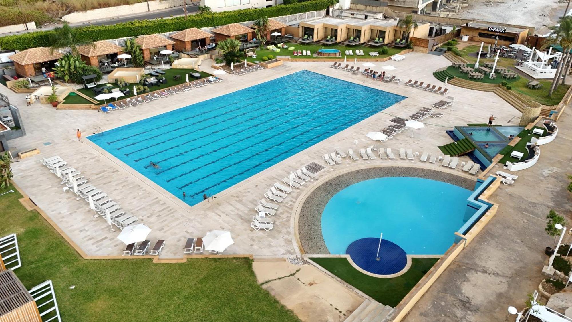 Отель Four Seasons Halat Byblos Экстерьер фото